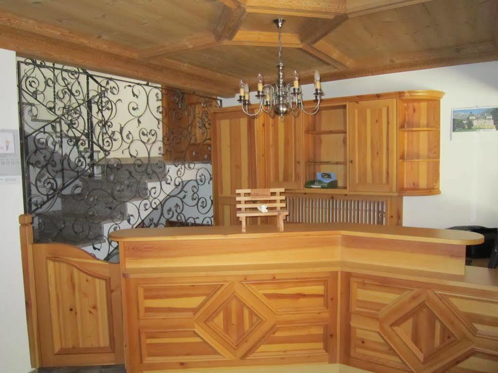 Aparthotel Garni Haus Hubertus Маллес-Веноста Экстерьер фото