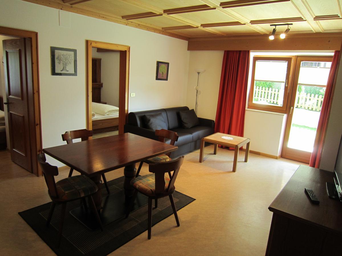 Aparthotel Garni Haus Hubertus Маллес-Веноста Экстерьер фото
