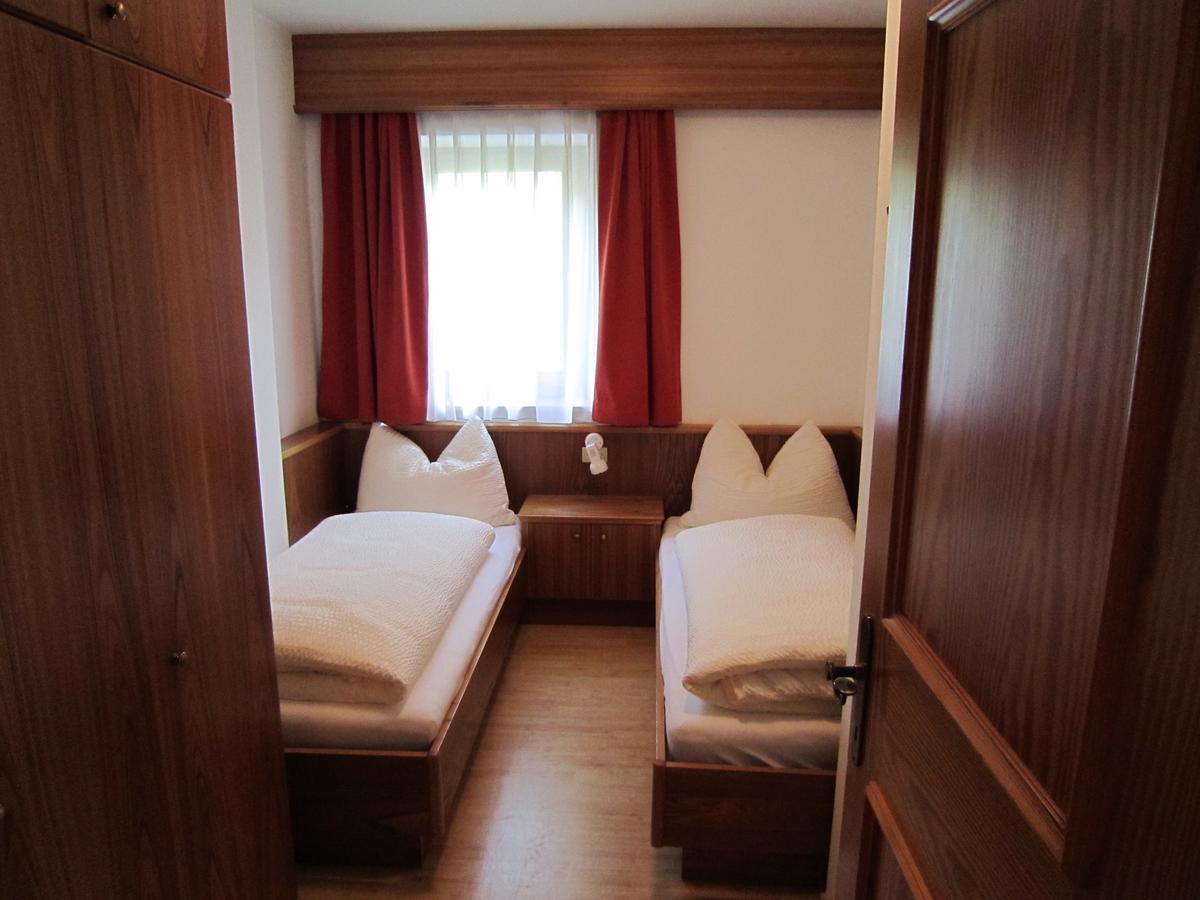 Aparthotel Garni Haus Hubertus Маллес-Веноста Экстерьер фото